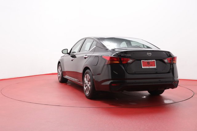 Used 2024 Nissan Altima 2.5 S Sedan