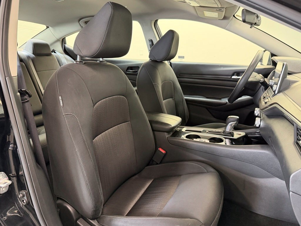 2024 Nissan Altima SV - Photo 21