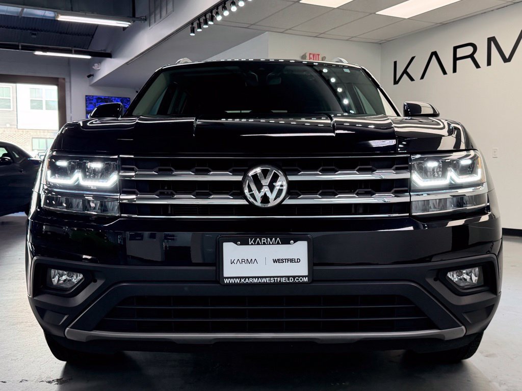 Used 2018 Volkswagen Atlas SE w/Tech with VIN 1V2LR2CA8JC523395 for sale in Westfield, NJ