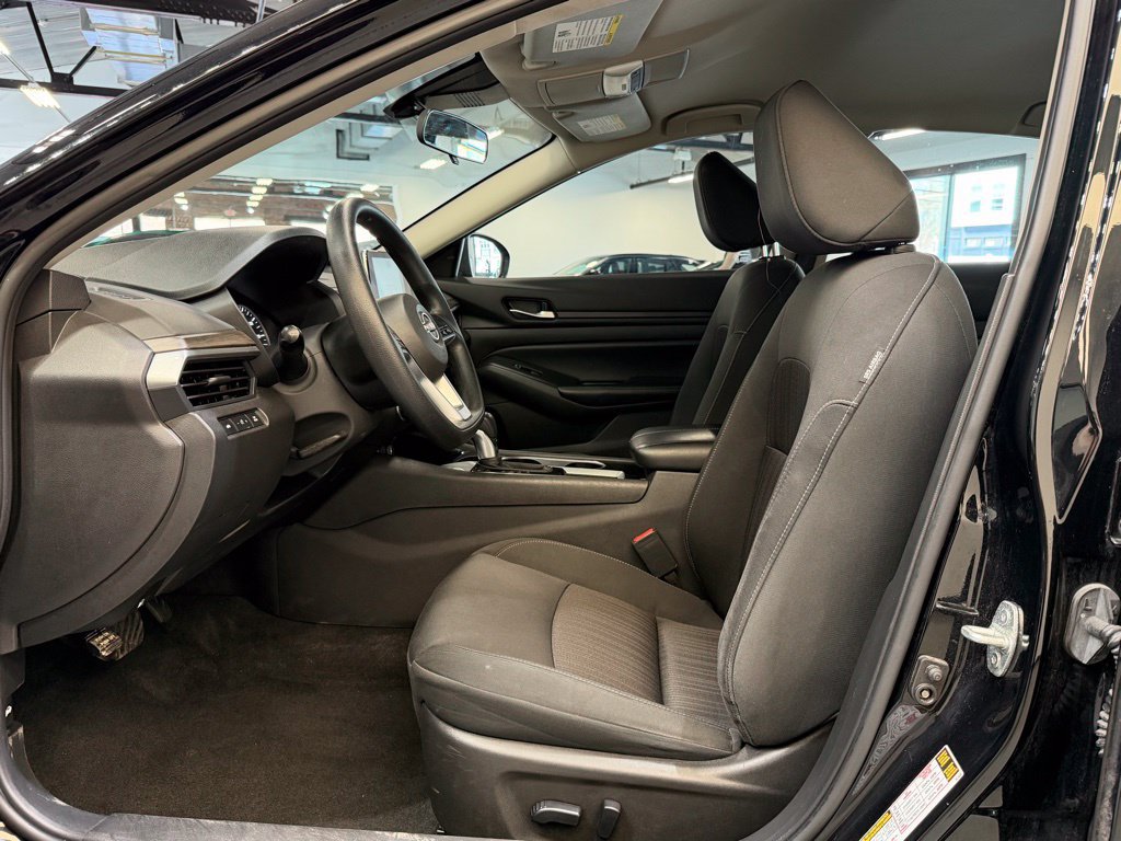 2024 Nissan Altima SV - Photo 10