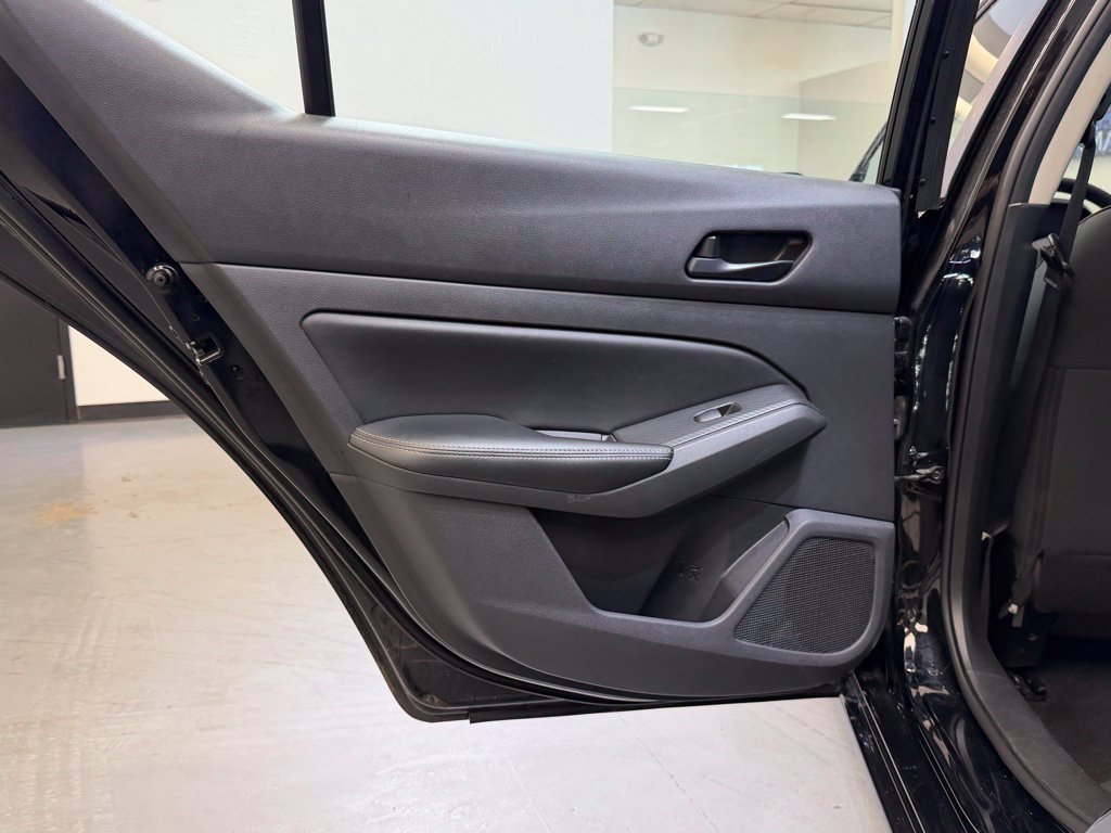 2024 Nissan Altima SV - Photo 13