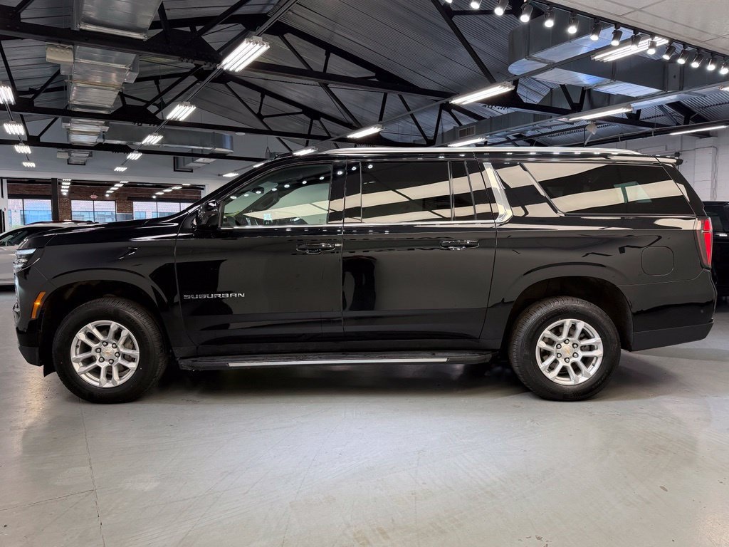 Used 2026 Chevrolet Suburban LT 4WD LT