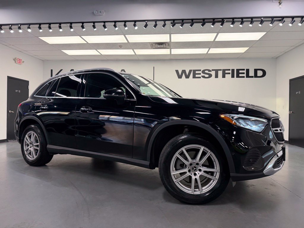 2023 Mercedes-Benz GLC