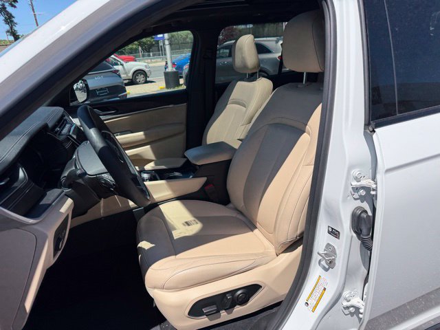 2025 Jeep Grand Cherokee Limited - Photo 17