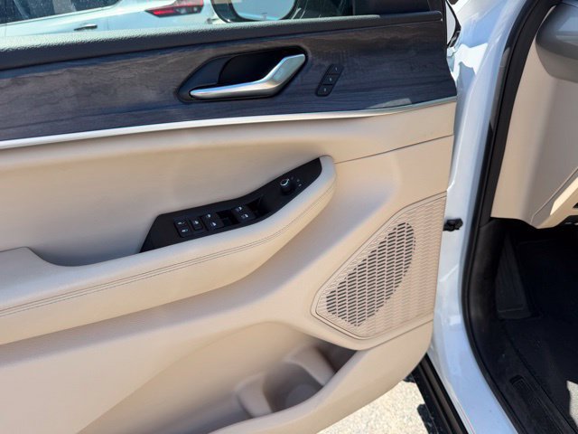 2025 Jeep Grand Cherokee Limited - Photo 18