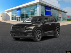 2026 Volvo XC40 B5 Core AWD SUV