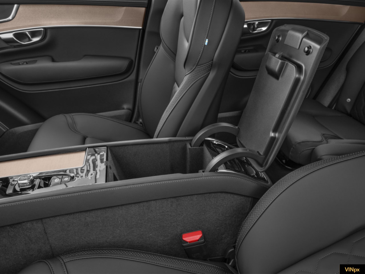 2026 Volvo XC90 Ultra - Photo 12