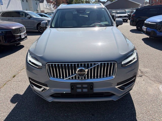  Volvo XC90 Plug-In Hybrid
