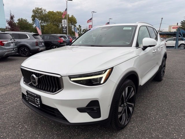 2024 Volvo XC40