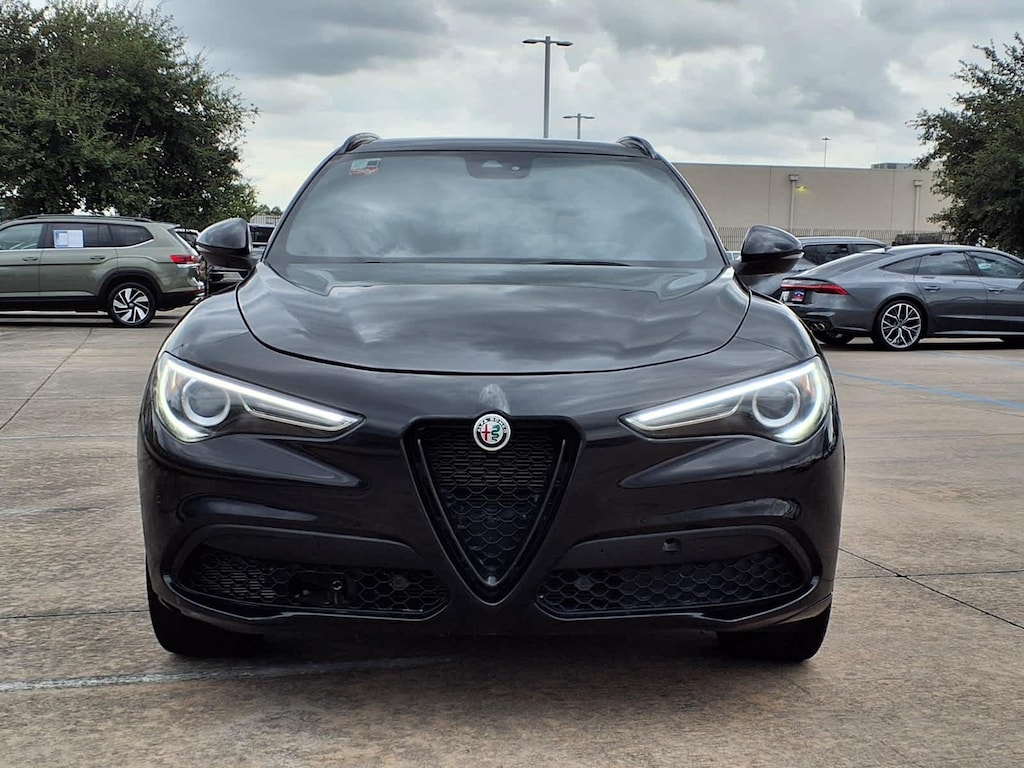 Used 2022 Alfa Romeo Stelvio Veloce SUV