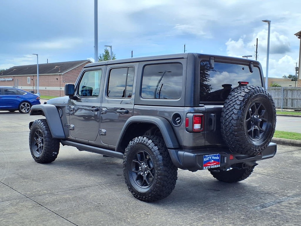 Used 2025 Jeep Wrangler Sport SUV
