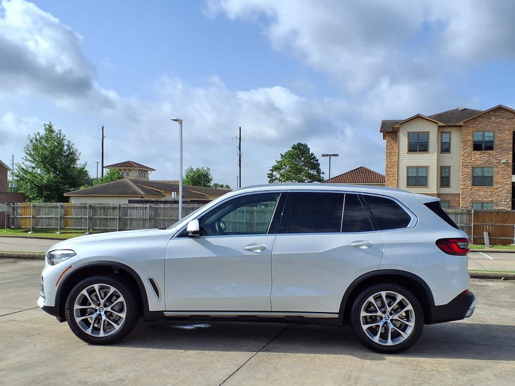 Used 2022 BMW X5 sDrive40i SUV