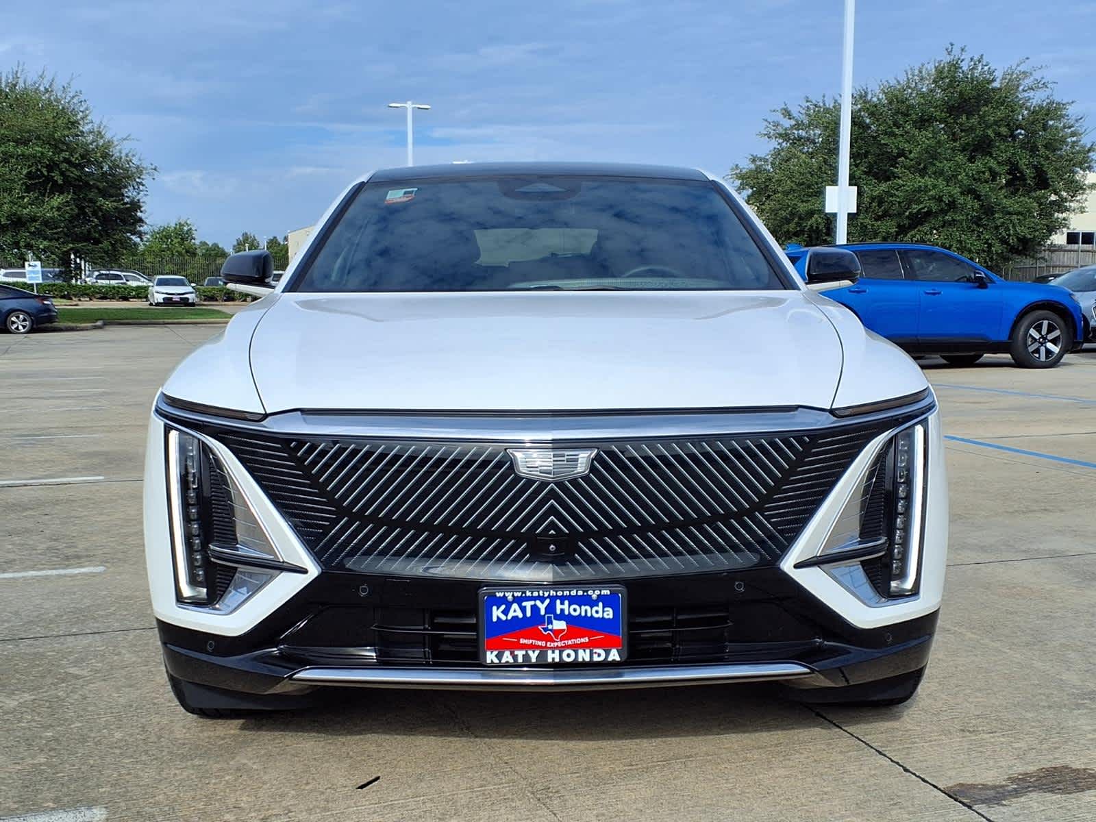 Used 2024 CADILLAC LYRIQ Luxury SUV