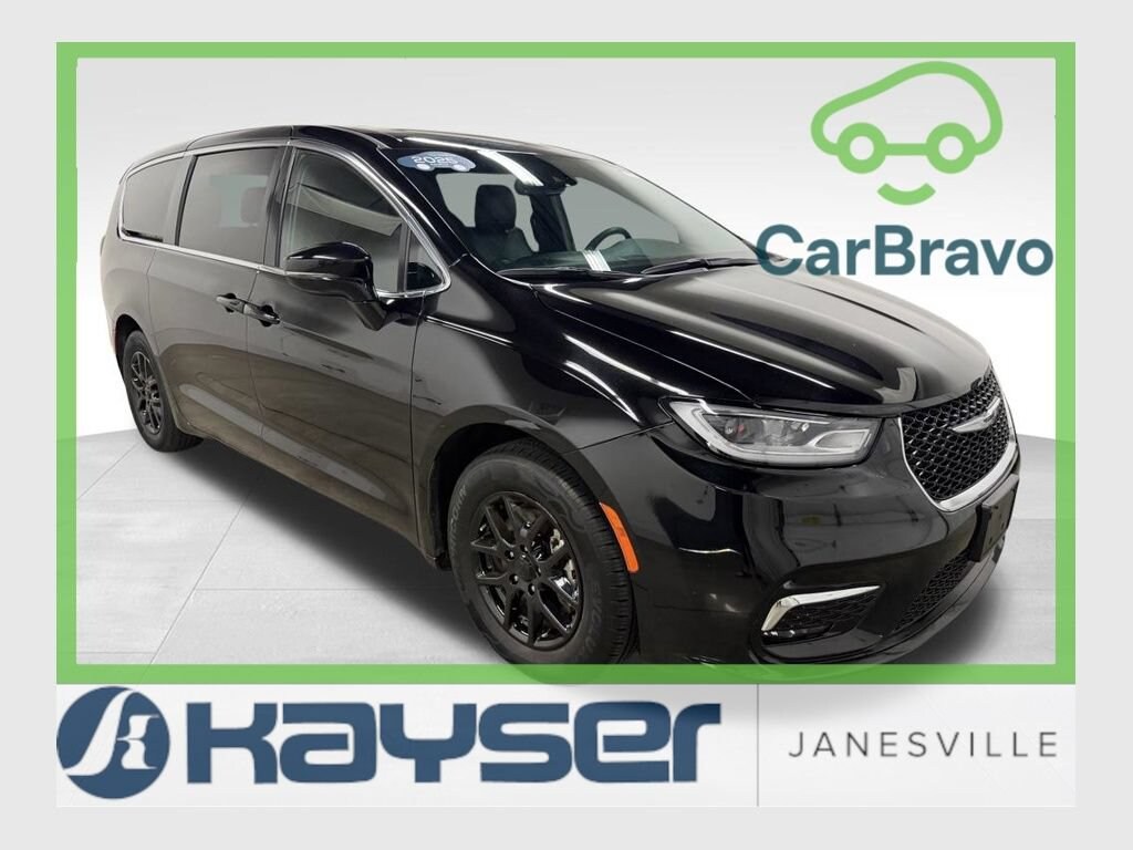 Used 2025 Chrysler Pacifica Select Van Passenger Van