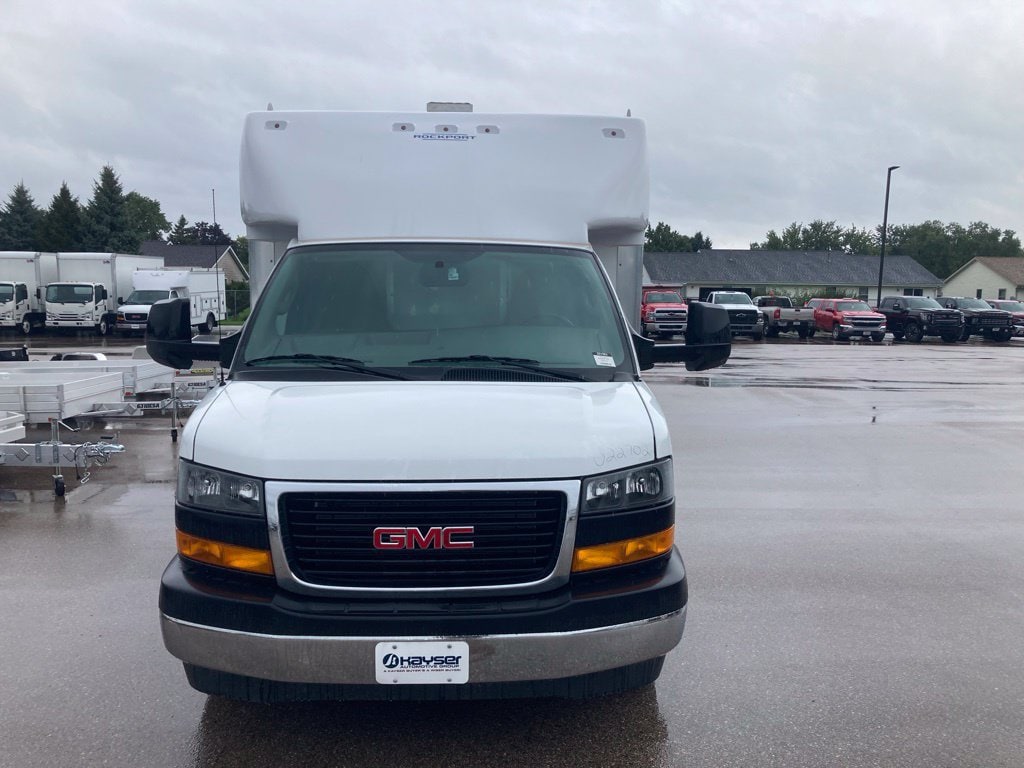 New 2025 GMC Savana Cutaway 3500 1WT Cutaway Van