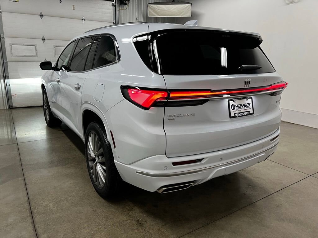 New 2026 Buick Enclave Avenir SUV