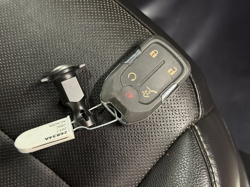 2017 GMC Acadia SLT-1 - Photo 29