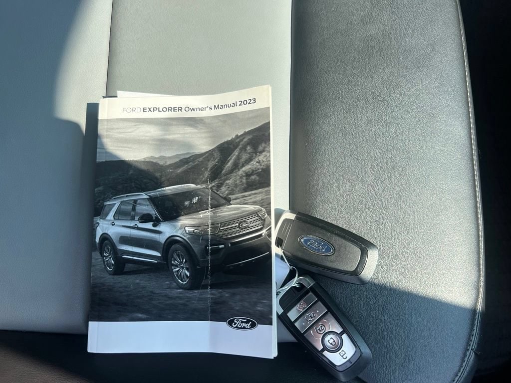 2023 Ford Explorer XLT - Photo 46