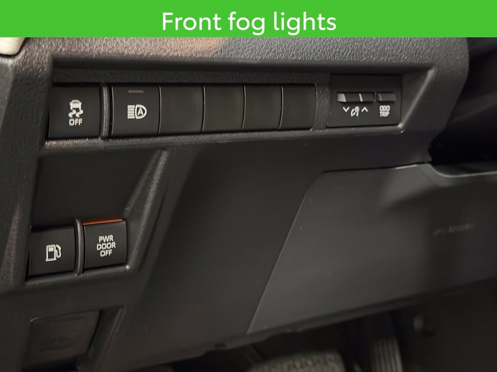 2026 Toyota Sienna XLE - Photo 29