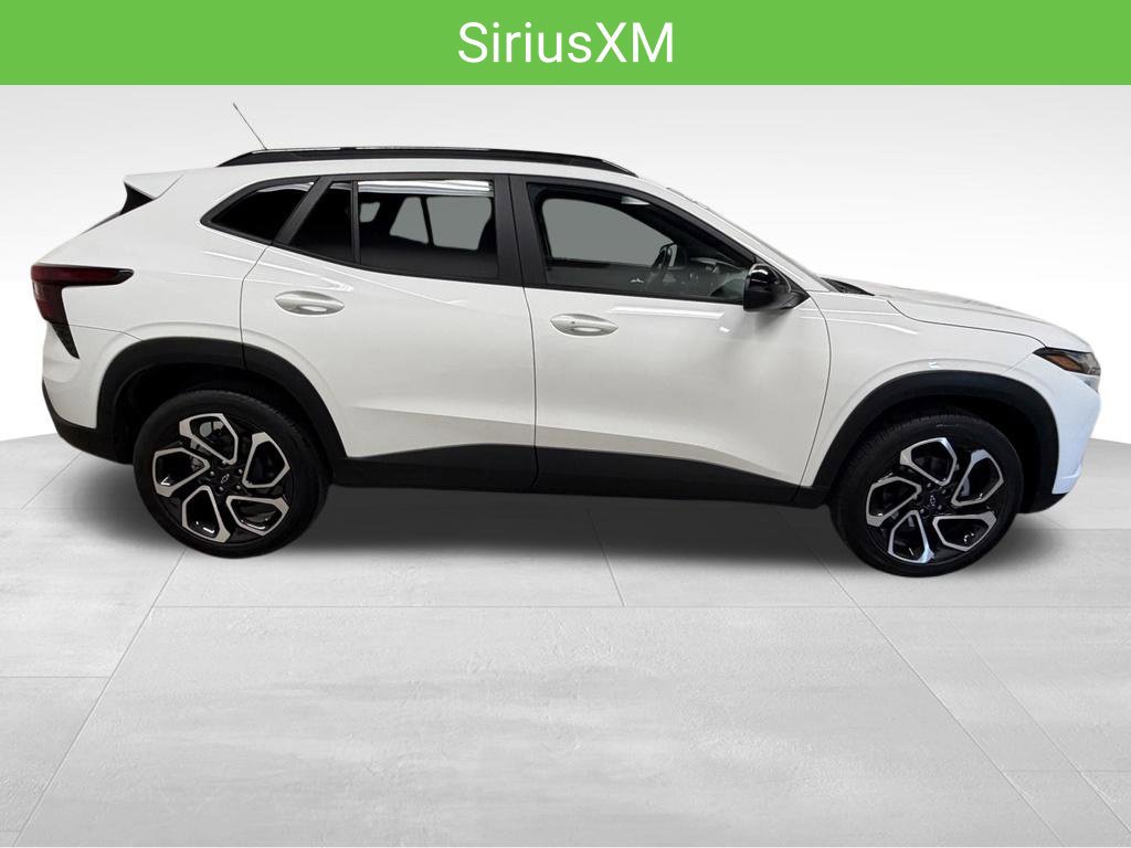 2024 Chevrolet Trax RS - Photo 11