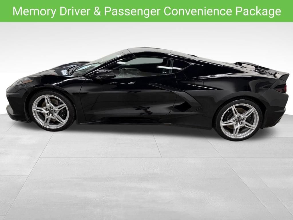 2022 Chevrolet Corvette 2LT - Photo 8