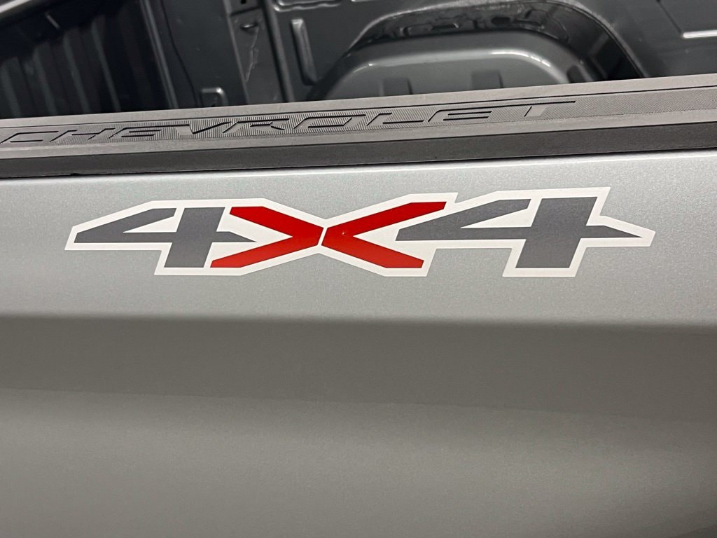2026 Chevrolet Silverado 1500 LT - Photo 10