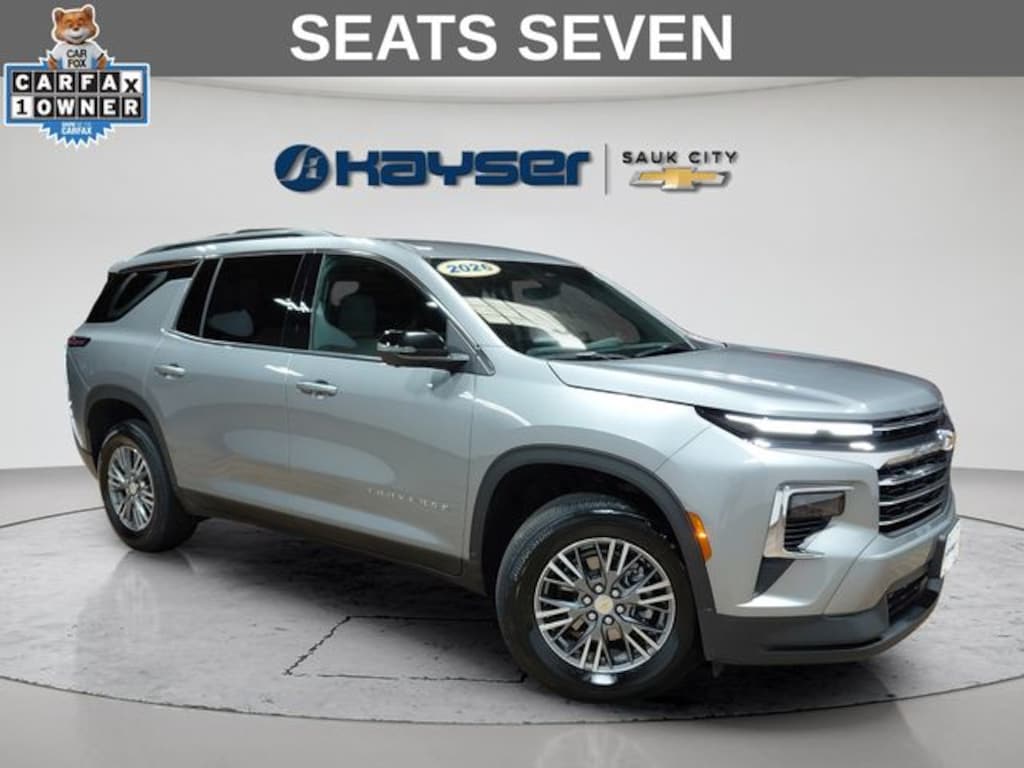 Used 2026 Chevrolet Traverse LT SUV