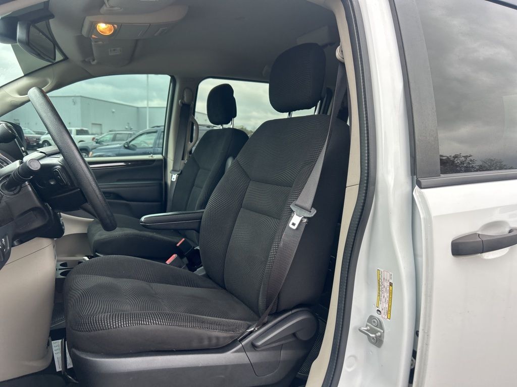 Used 2020 Dodge Grand Caravan SE Van Passenger Van