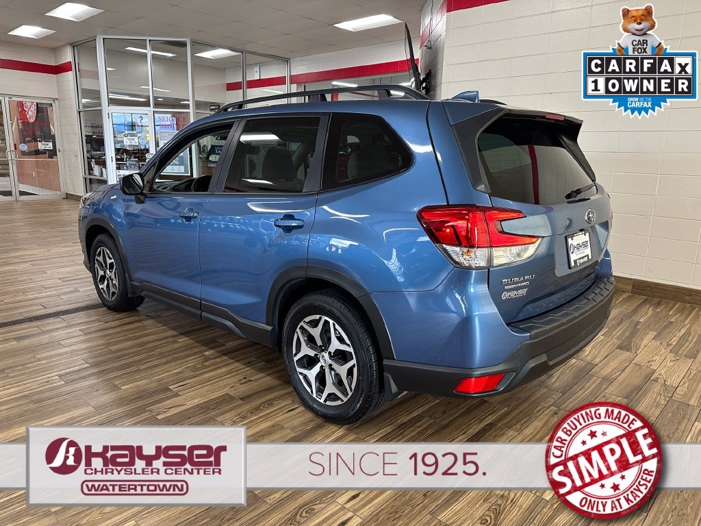 Used 2023 Subaru Forester Premium SUV