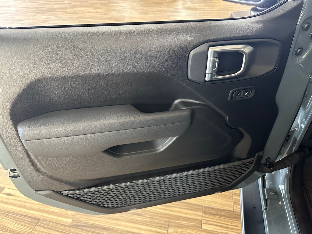 2026 Jeep Wrangler 4-Door Sport - Photo 9