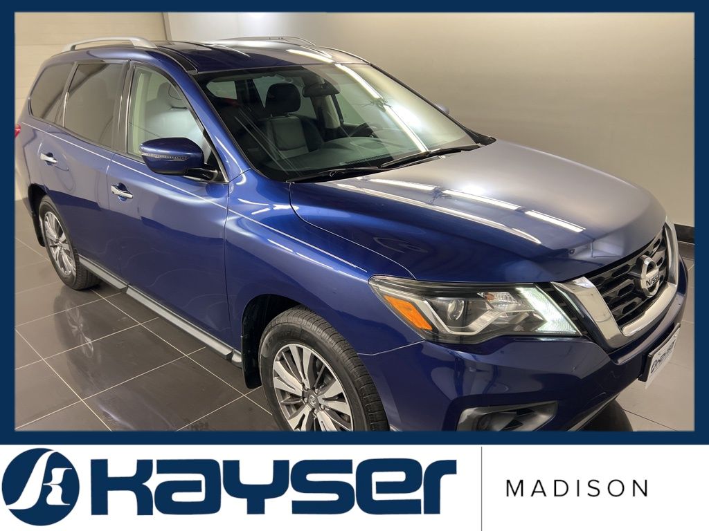 2017 Nissan Pathfinder