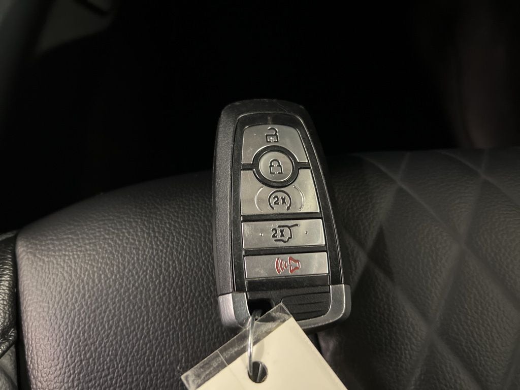 2024 Ford Edge Titanium - Photo 35