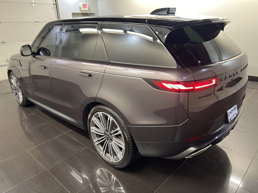 Used 2024 Land Rover Range Rover Sport SE SUV