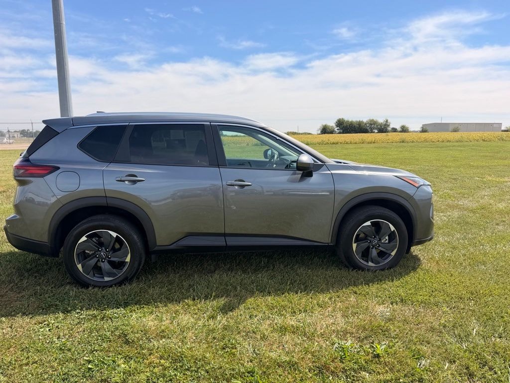 Used 2026 Nissan Rogue SV SUV