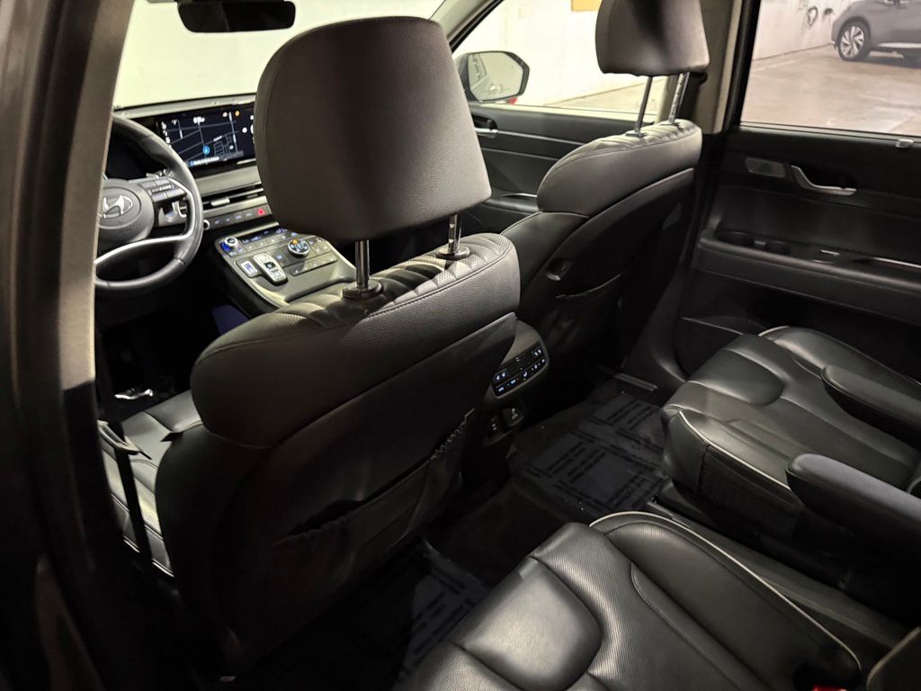 2023 Hyundai Palisade Limited - Photo 30
