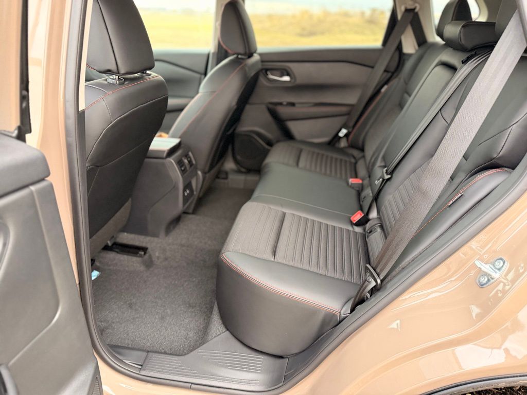 2026 Nissan Rogue Rock Creek - Photo 11