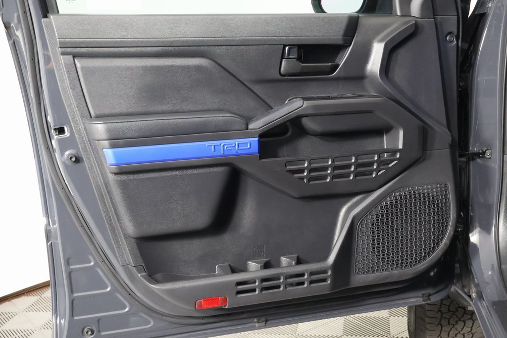 2026 Toyota Tacoma TRD PreRunner - Photo 10