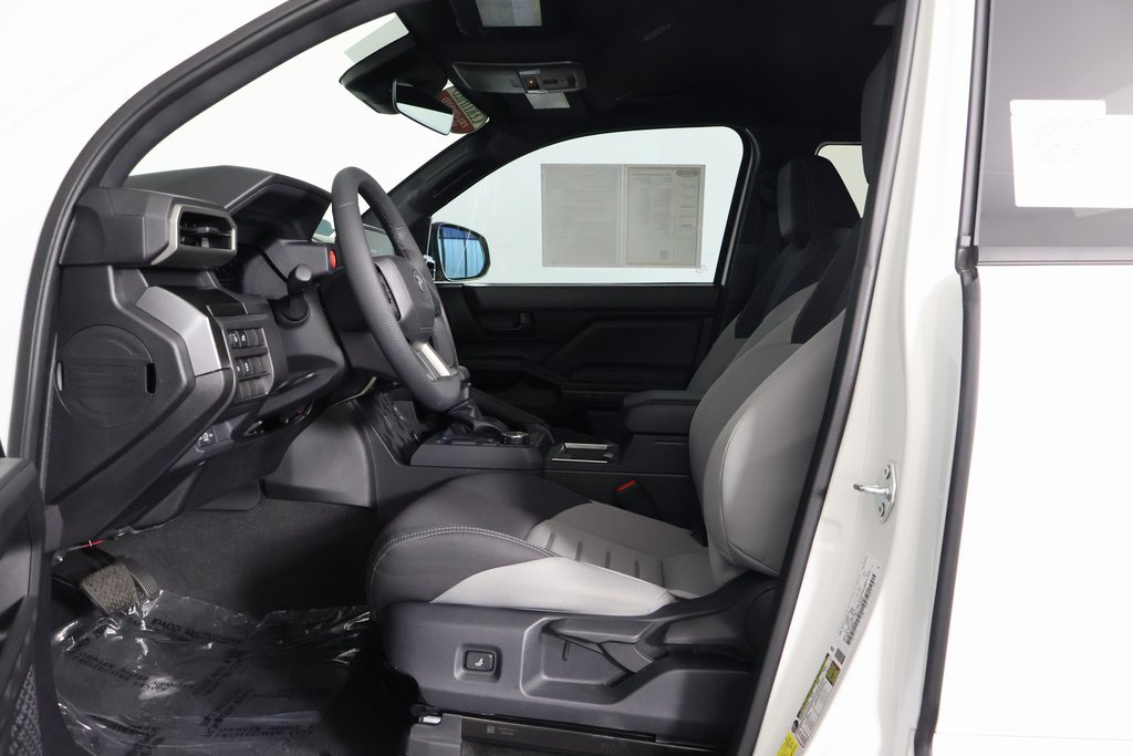 2026 Toyota Tacoma TRD PreRunner - Photo 9