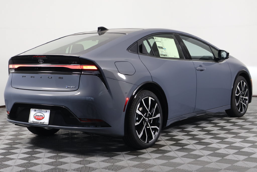 New 2027 Toyota Prius Plug-in Hybrid XSE Premium Hatchback