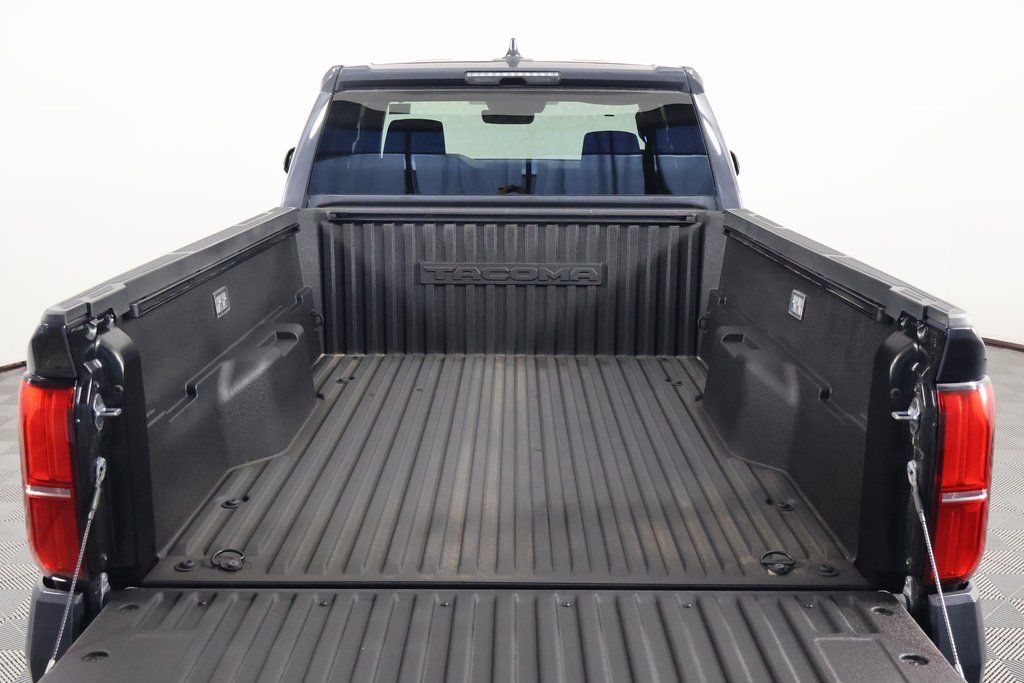 2026 Toyota Tacoma TRD PreRunner - Photo 12