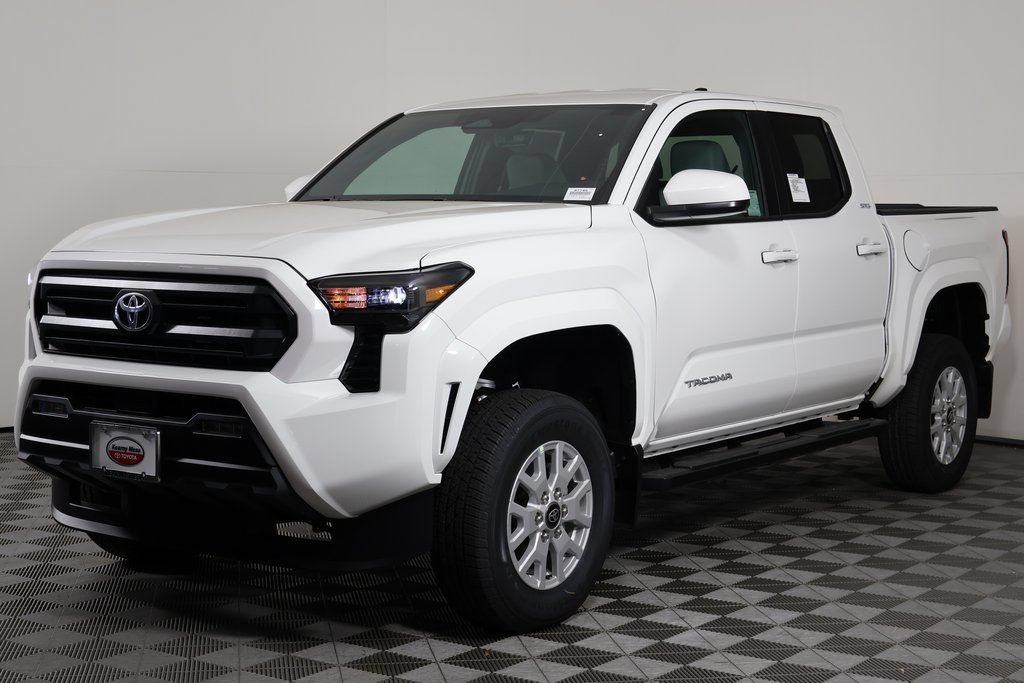 2026 Toyota Tacoma SR5 — photo 1 of 1