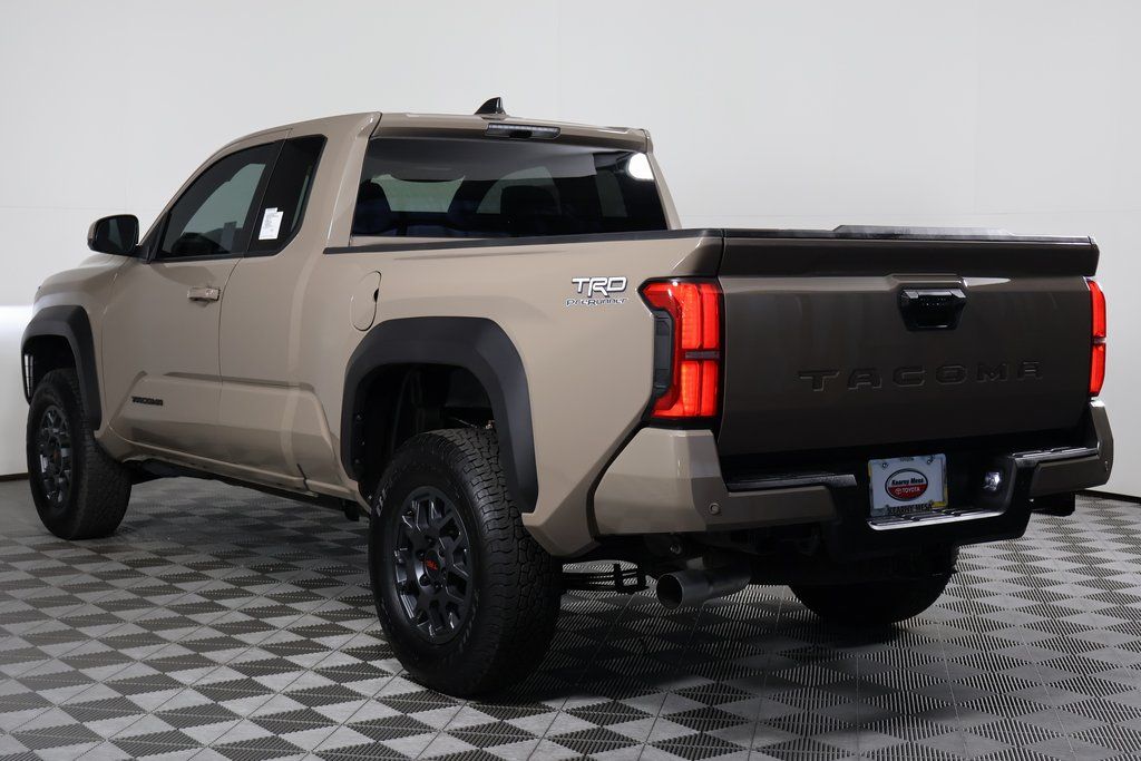 2026 Toyota Tacoma TRD PreRunner - Photo 6