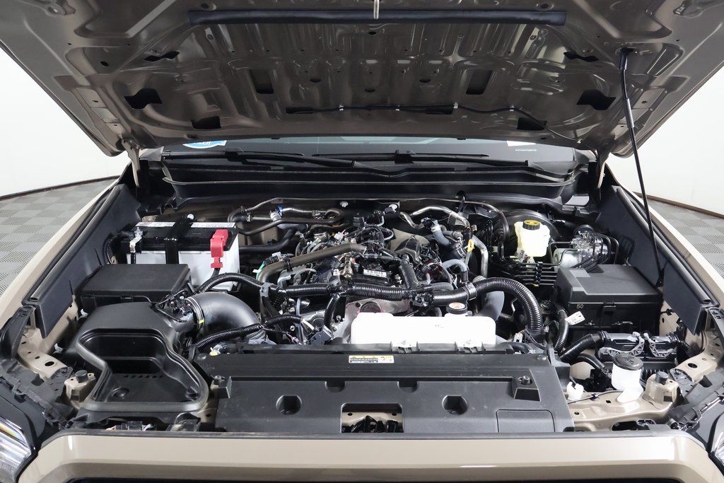 2026 Toyota Tacoma TRD PreRunner - Photo 13