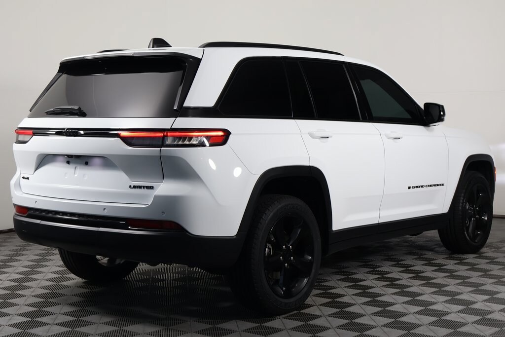 Used 2023 Jeep Grand Cherokee Limited SUV