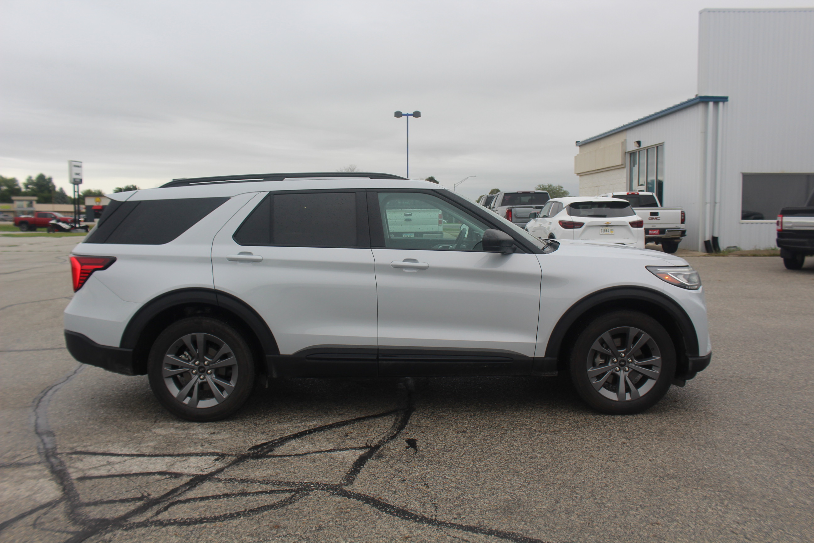 Used 2026 Ford Explorer Active w/100A Pkg