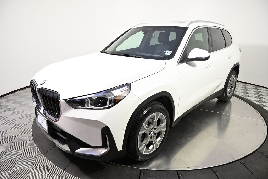 2023 BMW X1 28i