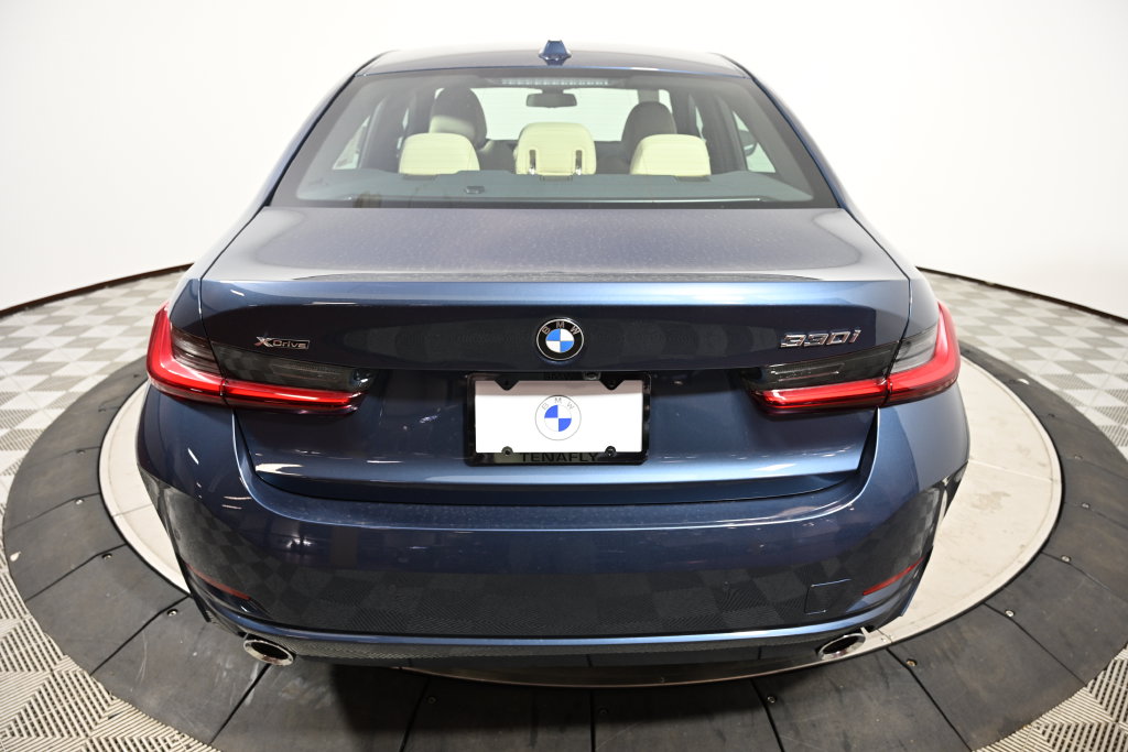 New 2026 BMW 3 Series 330i xDrive Sedan