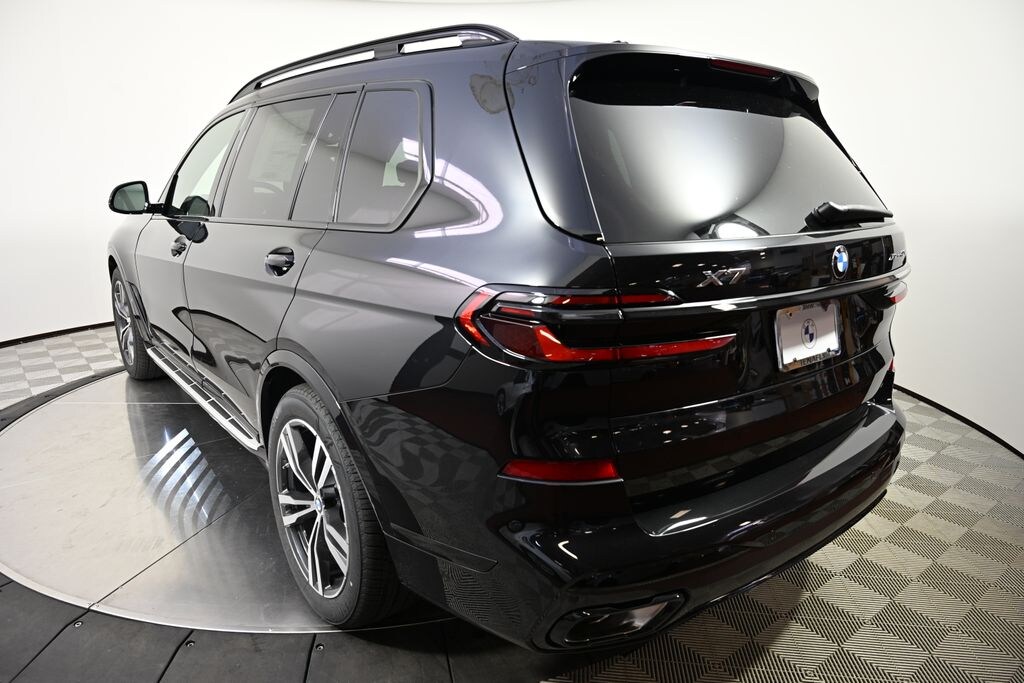 New 2027 BMW X7 xDrive40i SUV