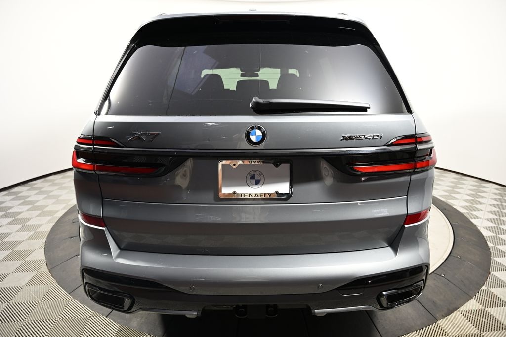 New 2027 BMW X7 xDrive40i SUV