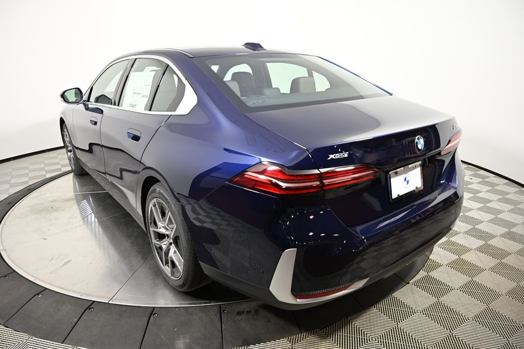 New 2027 BMW 530i xDrive Sedan